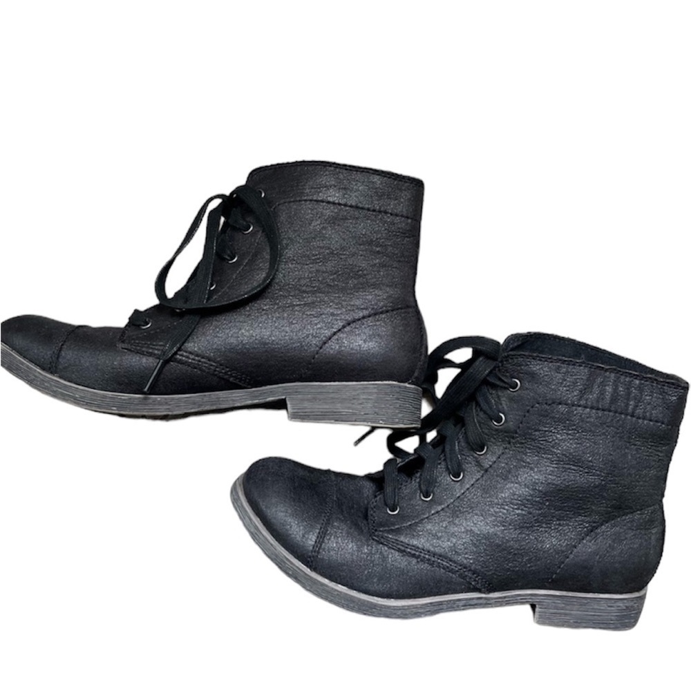 Zigila boots black size 8.5 NWOT